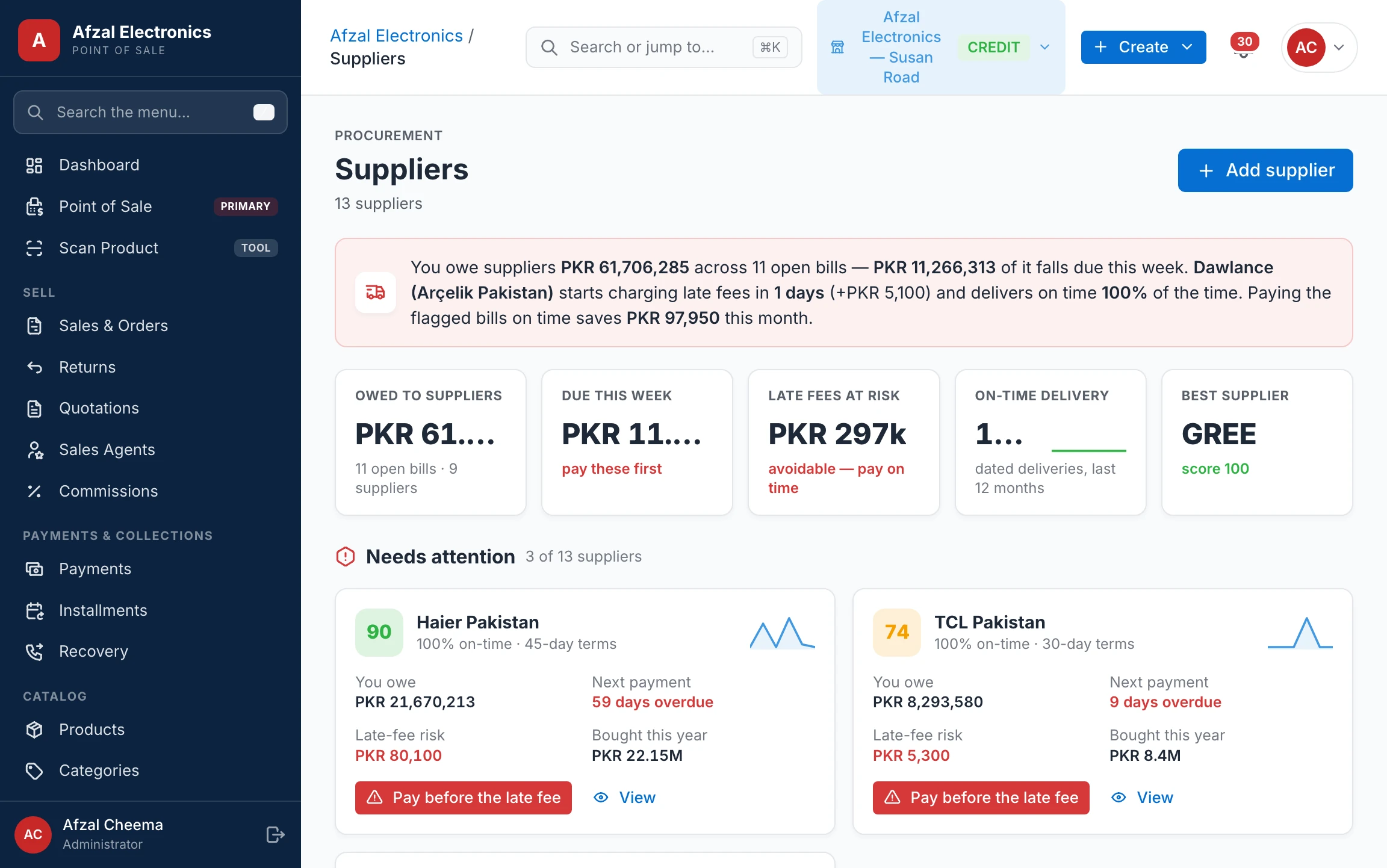 Suppliers register with purchase history